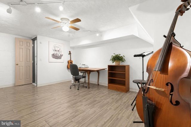 309 LEEANNE RD, Baltimore, MD 21221