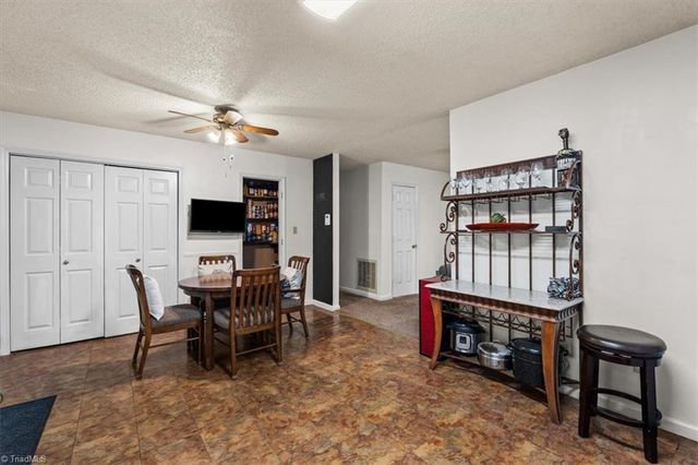 109 Poplar Lane, Thomasville, NC 27360