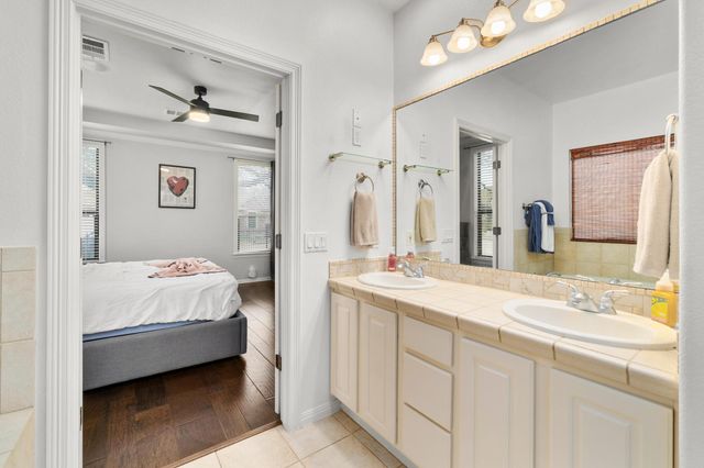 13700 Layton Loop, Austin, TX 78727