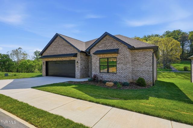 107 Station Way, Johnson City, TN 37615