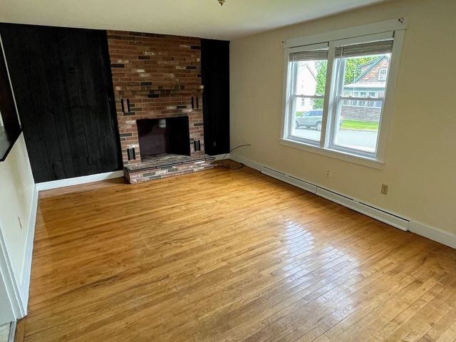 21 Wheatley Street, Lebanon, NH 03766