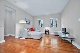 1561 Lenox Ave 2, Miami Beach, FL 33139