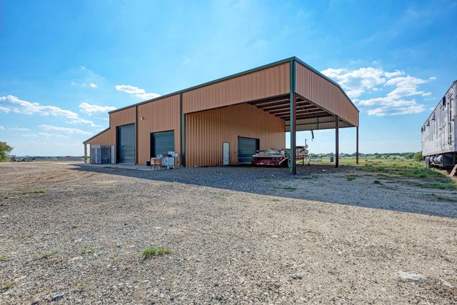 1155 County Road 304, Oglesby, TX 76561