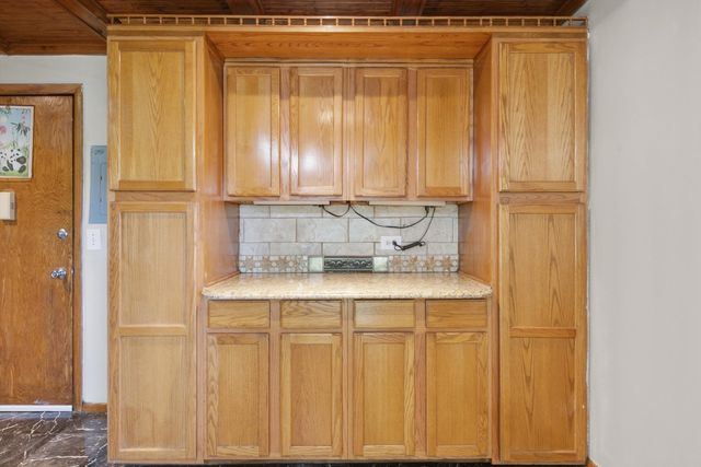 702 Dempster Street G4, Mount Prospect, IL 60056