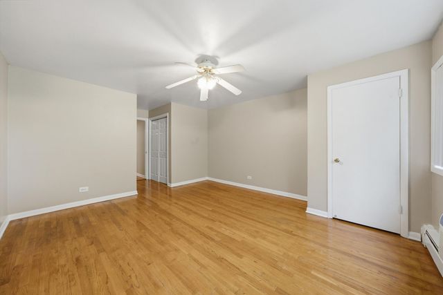 702 Dempster Street G4, Mount Prospect, IL 60056