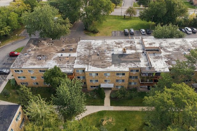 702 Dempster Street G4, Mount Prospect, IL 60056