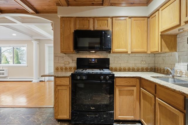 702 Dempster Street G4, Mount Prospect, IL 60056