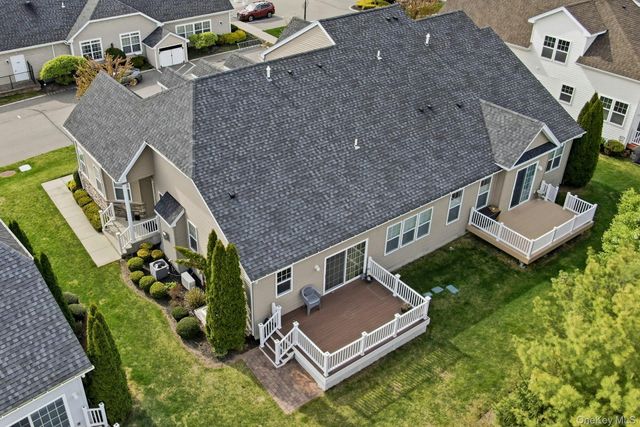48 Augusta Drive, Medford, NY 11763
