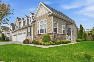 48 Augusta Drive, Medford, NY 11763