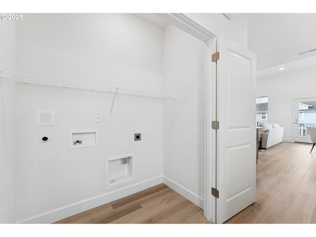 3312 Se Arrowhead Ave, Hillsboro, OR 97123