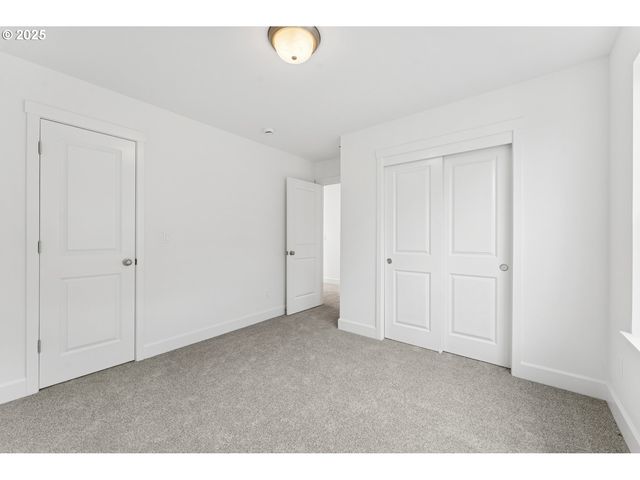 3312 Se Arrowhead Ave, Hillsboro, OR 97123