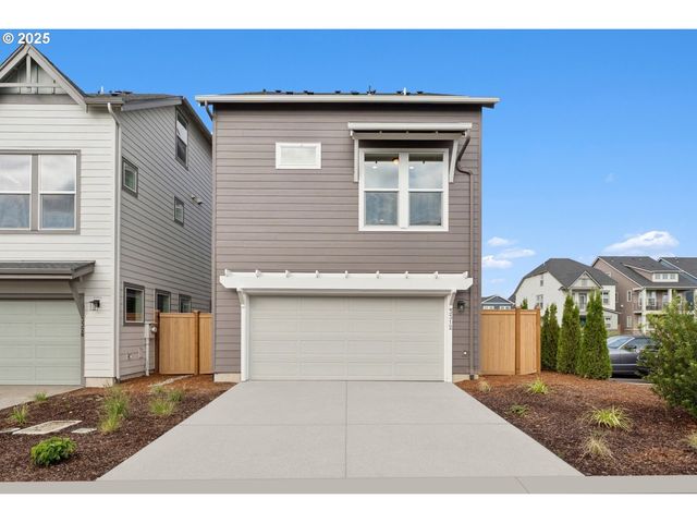 3312 Se Arrowhead Ave, Hillsboro, OR 97123