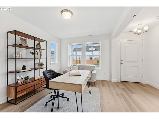 3312 Se Arrowhead Ave, Hillsboro, OR 97123