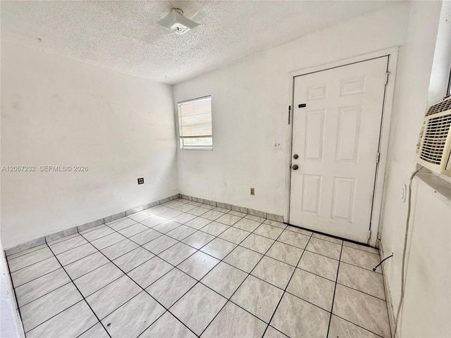 718 SW 11th Avenue 6, Miami, FL 33130
