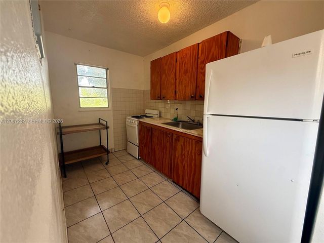 718 SW 11th Avenue 6, Miami, FL 33130