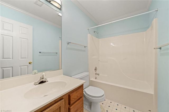 6200 Spring Park Road, Clemmons, NC 27012