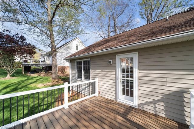 6200 Spring Park Road, Clemmons, NC 27012