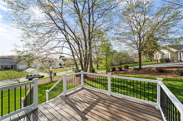 6200 Spring Park Road, Clemmons, NC 27012