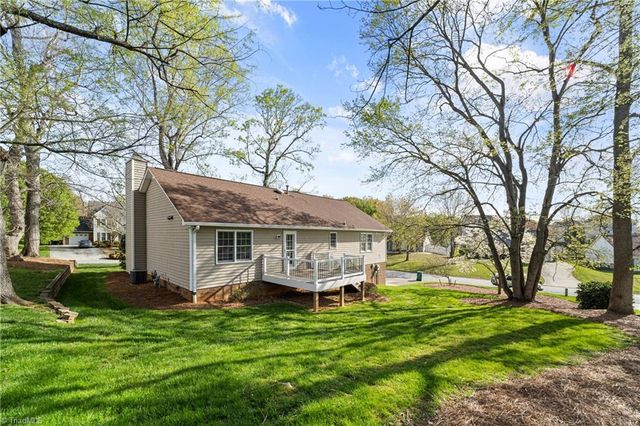 6200 Spring Park Road, Clemmons, NC 27012