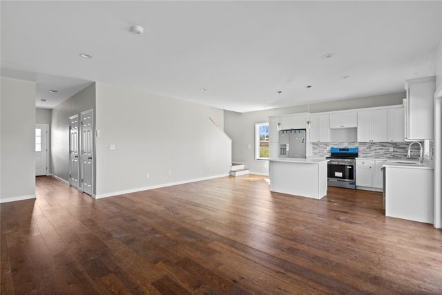 99 Ayda Rose Avenue, West Warwick, RI 02893