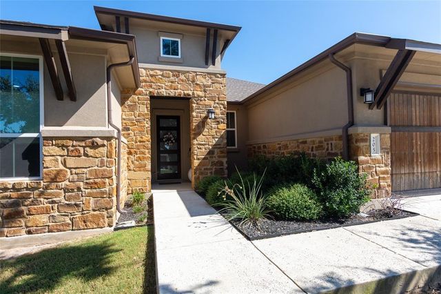 205 Eiglehart RD, Austin, TX 78737