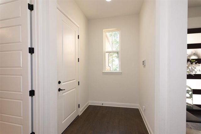 205 Eiglehart RD, Austin, TX 78737