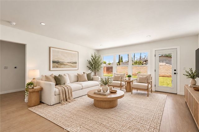 626 S Caswell Avenue, Compton, CA 90220
