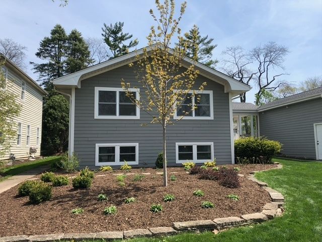 235 Cumnor Avenue, Glen Ellyn, IL 60137