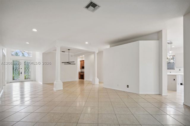 4460 Mariners Cove Dr, Wellington, FL 33449