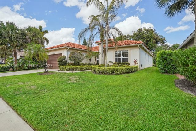 4460 Mariners Cove Dr, Wellington, FL 33449