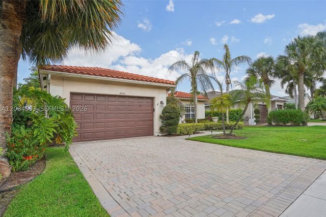 4460 Mariners Cove Dr, Wellington, FL 33449