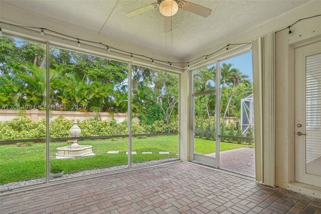 4460 Mariners Cove Dr, Wellington, FL 33449