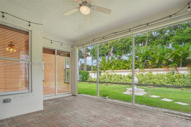 4460 Mariners Cove Dr, Wellington, FL 33449
