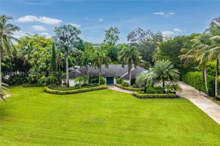 12466 Quercus Ln, Wellington, FL 33414