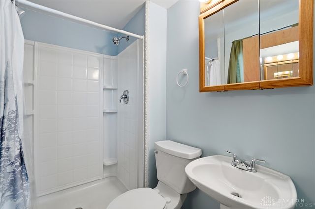 6509 Alter Road, Dayton, OH 45424