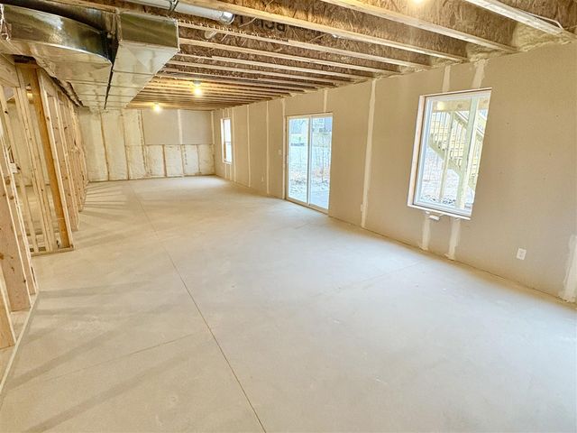 7318 Graymoor Street, Caledonia, MI 49316