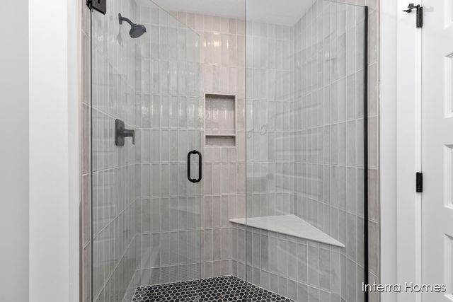 7318 Graymoor Street, Caledonia, MI 49316