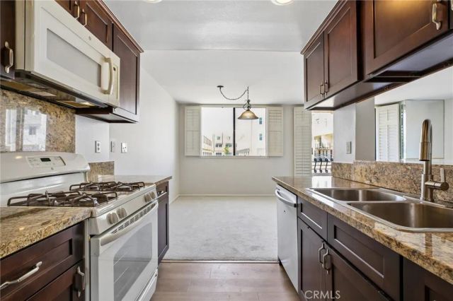28004 S Western Ave 218, San Pedro, CA 90732