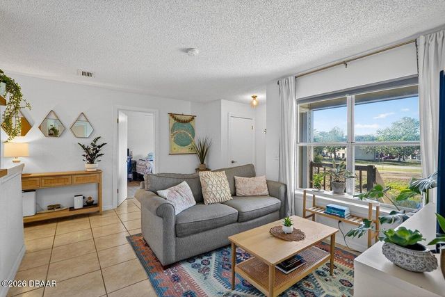 1600 Big Tree Rd Unit L6, Daytona Beach, FL 32119