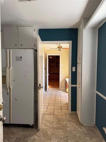 302 NW Ridgeview Way, Lawton, OK 73505