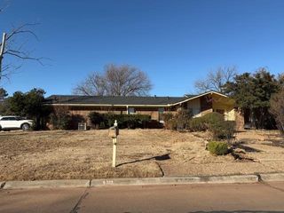 302 NW Ridgeview Way, Lawton, OK 73505