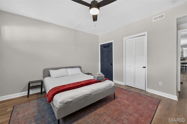 2023 Sidney Street, St Louis, MO 63104