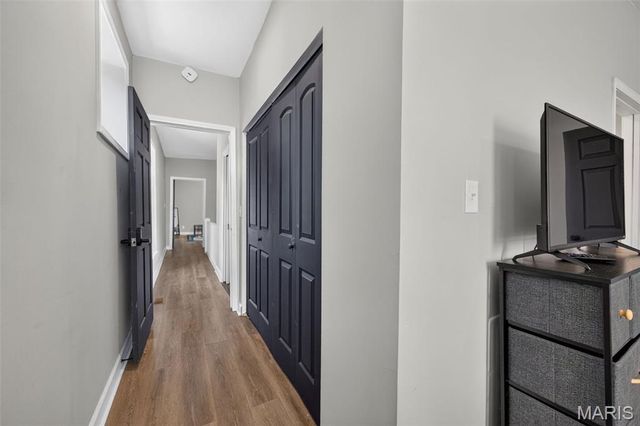 2023 Sidney Street, St Louis, MO 63104