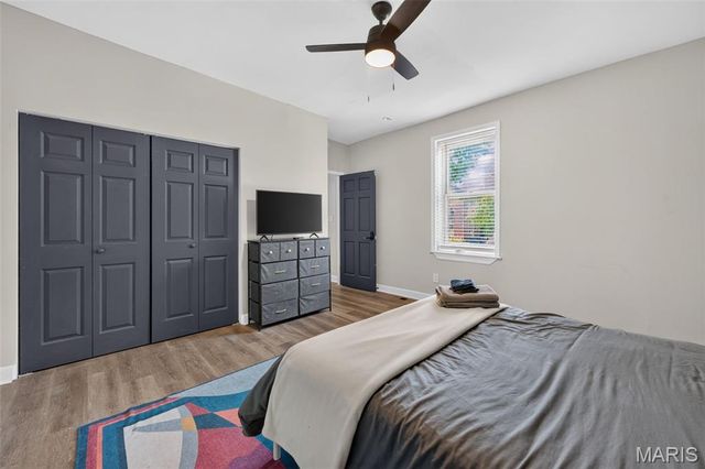 2023 Sidney Street, St Louis, MO 63104