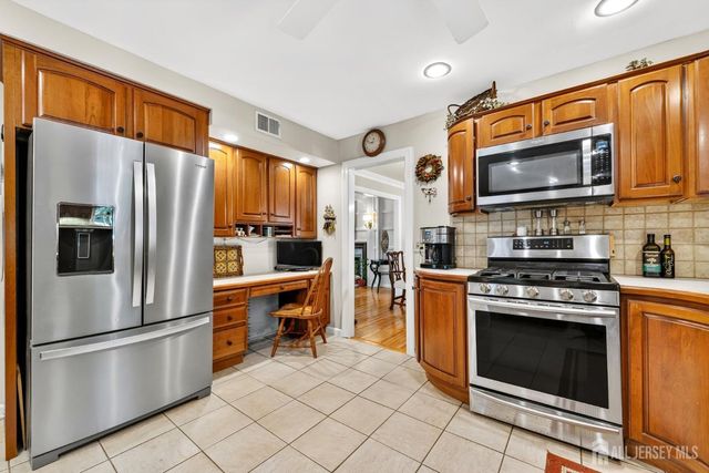 460 Elwood Street, Piscataway, NJ 08854