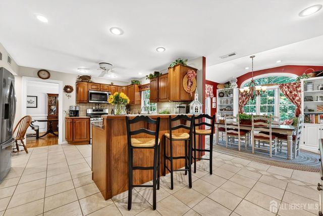 460 Elwood Street, Piscataway, NJ 08854