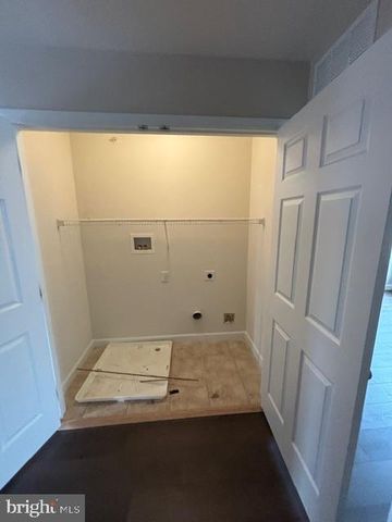 312 EMERALD LN, Reading, PA 19610