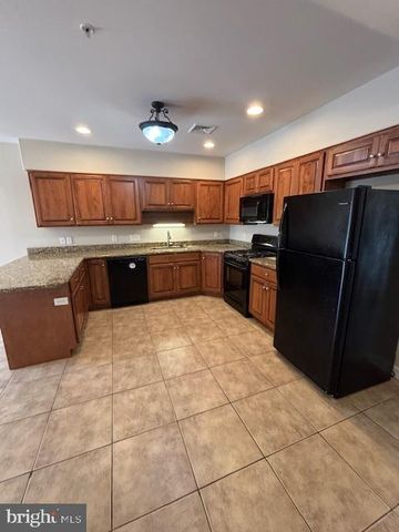 312 EMERALD LN, Reading, PA 19610