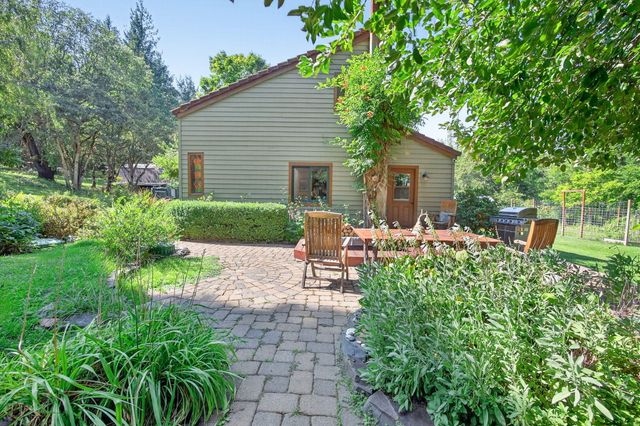 3950 Little Applegate Road, Jacksonville, OR 97530