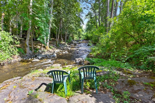 3950 Little Applegate Road, Jacksonville, OR 97530